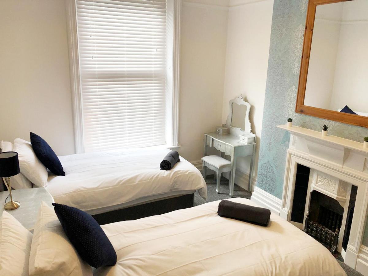 Summer Breeze. 3-Bed Apartment Close To The Beach Bournemouth Esterno foto